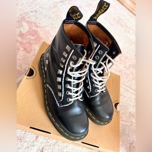 Dr. Martens DOCS Leather Air Wair Combat boots
